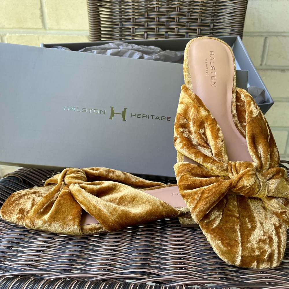 Halston Heritage ( Ginny )